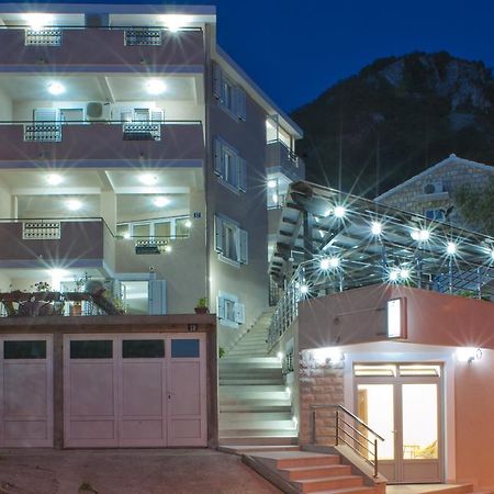 Apartments Marina Светі-Стефан Екстер'єр фото
