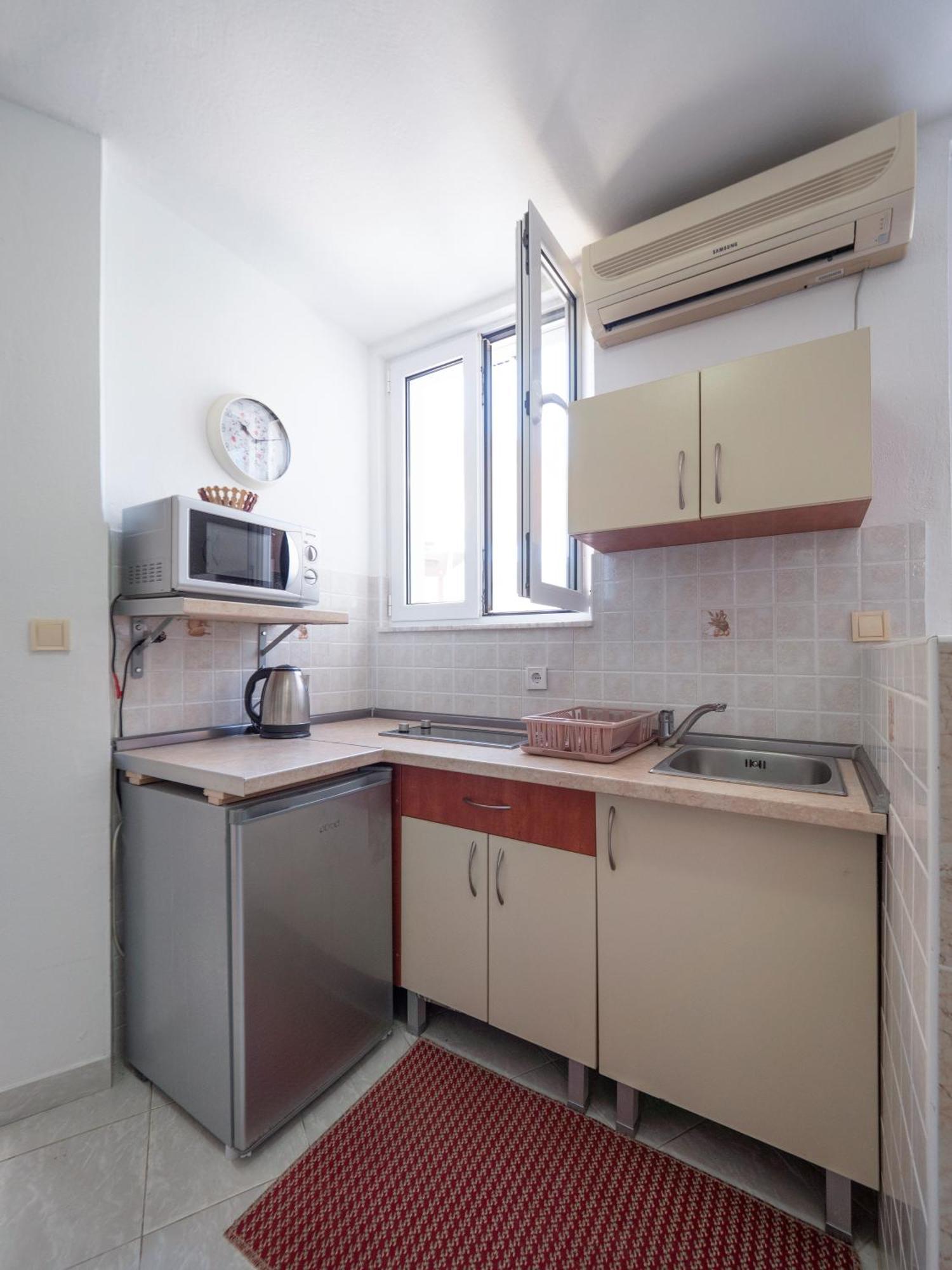 Apartments Marina Светі-Стефан Екстер'єр фото
