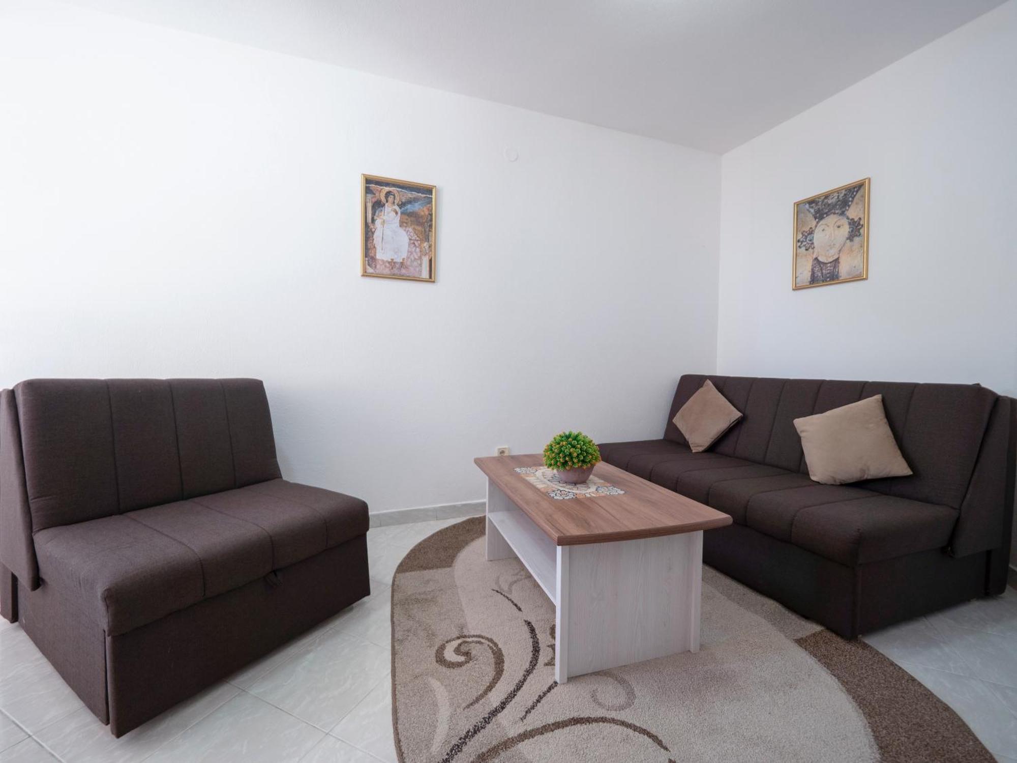 Apartments Marina Светі-Стефан Екстер'єр фото