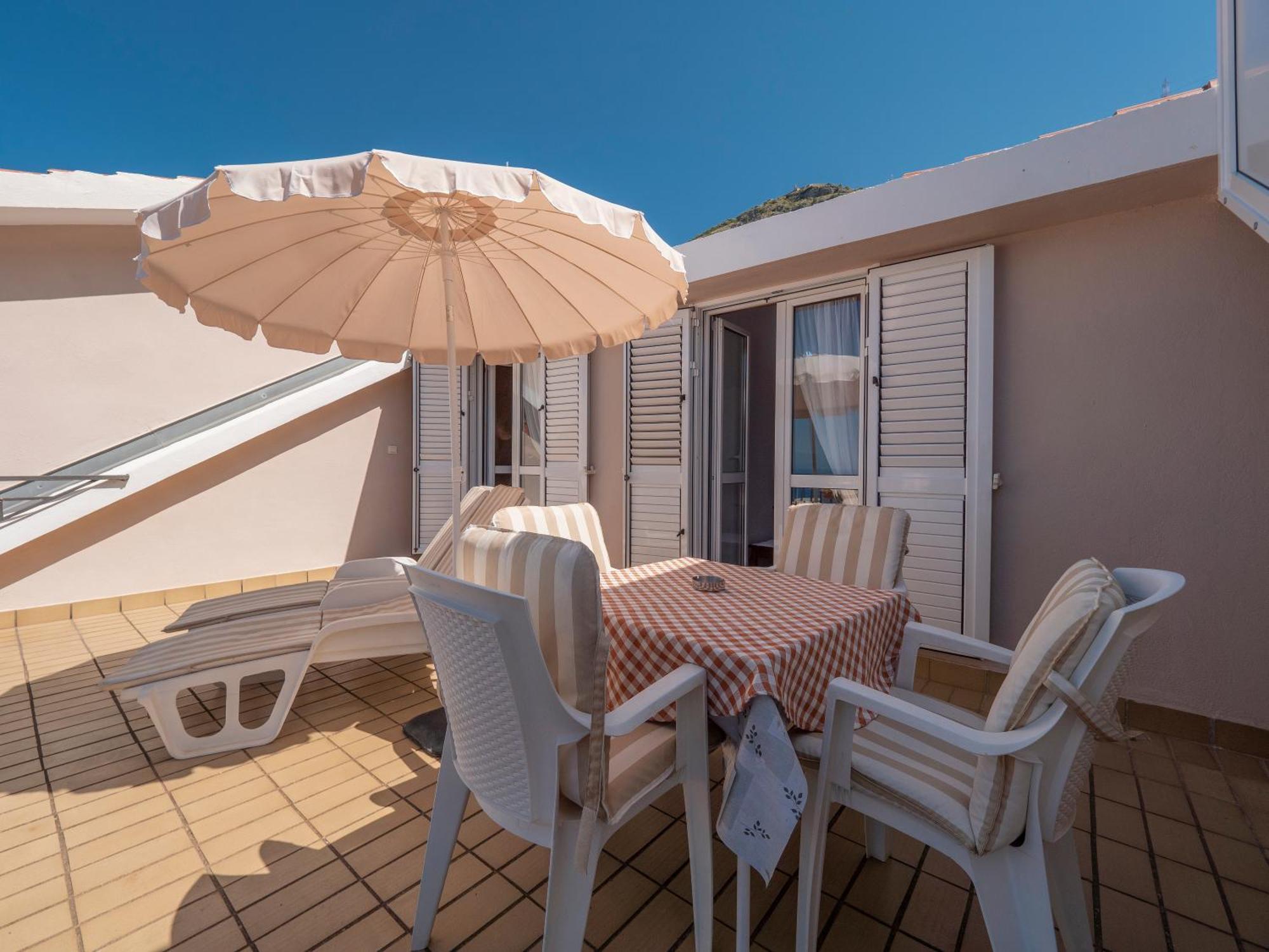 Apartments Marina Светі-Стефан Екстер'єр фото
