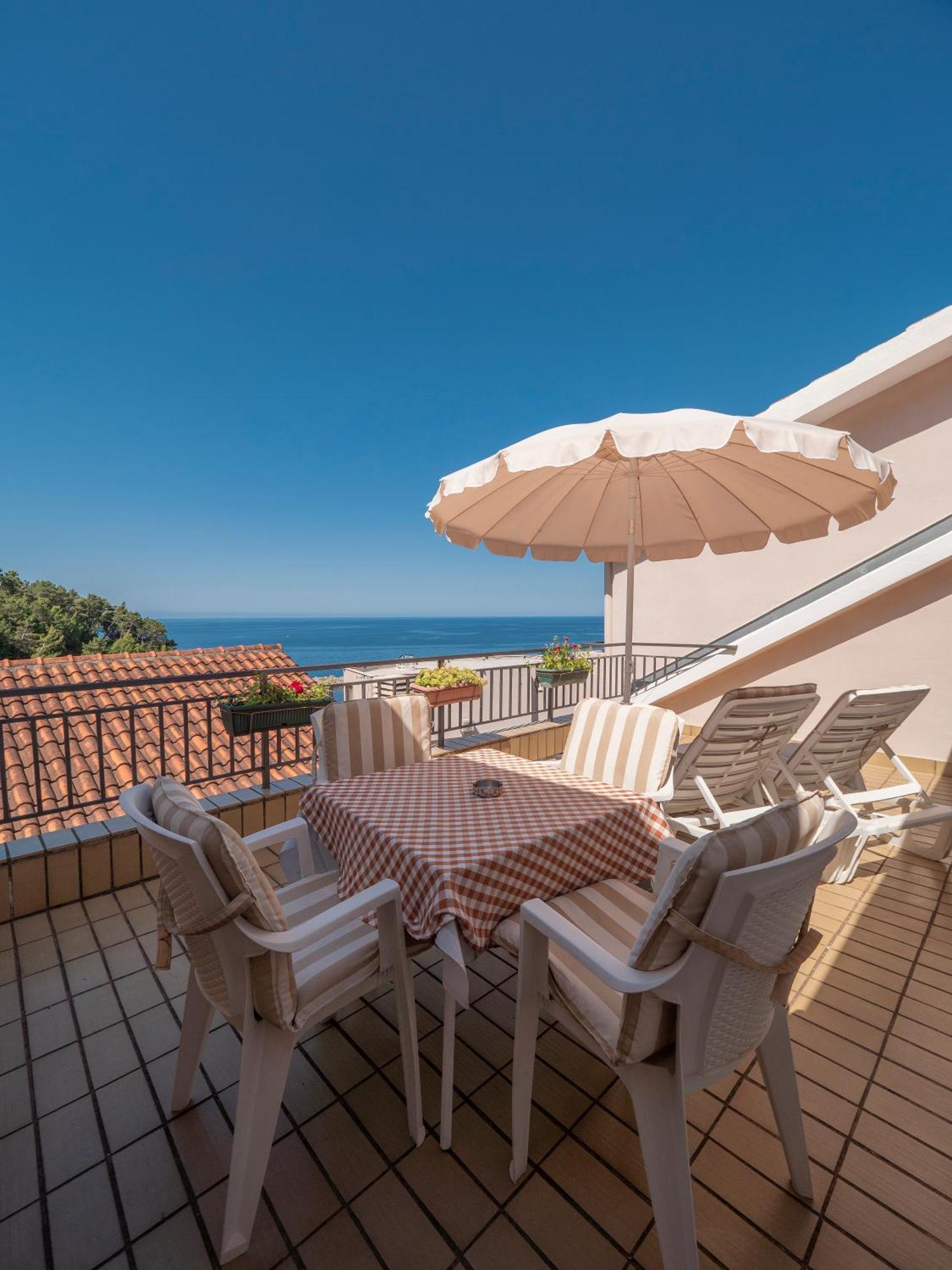 Apartments Marina Светі-Стефан Екстер'єр фото